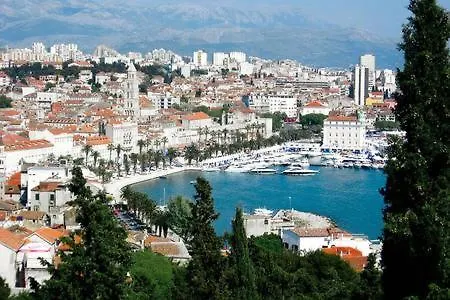 Mirta 0*, Kastel Novi Croatia